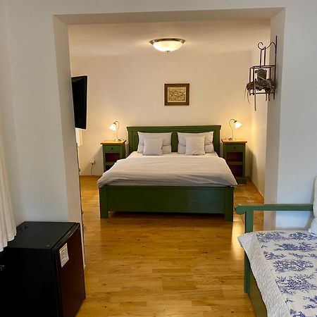 Pension Wok Cesky Krumlov Quarto foto